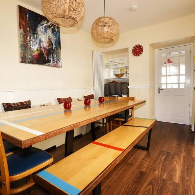 Gorgeous House In Newquay Walking Distance From Fistral Beach Екстер'єр фото