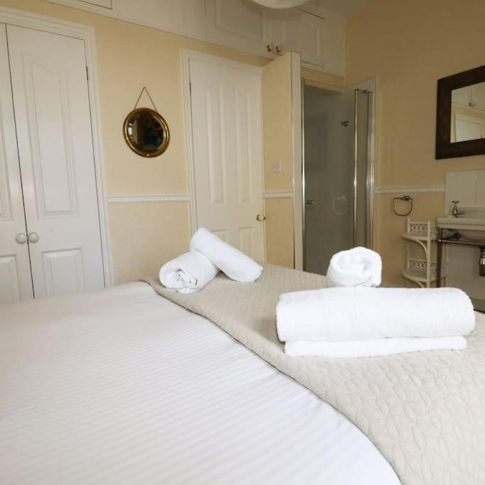 Gorgeous House In Newquay Walking Distance From Fistral Beach Екстер'єр фото